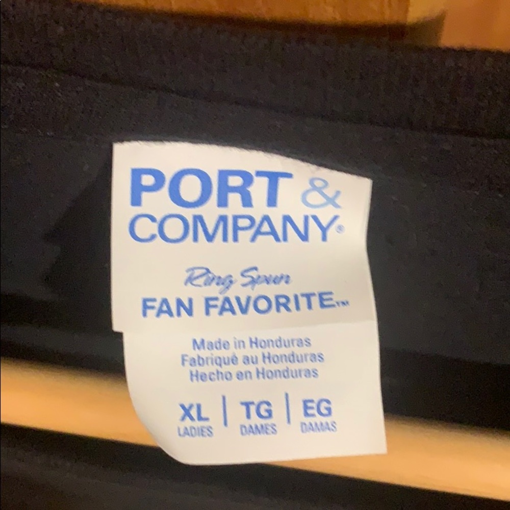 T-shirt - Picture 2 of 3